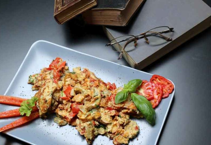 Revoltillo de ajos y espárragos trigueros